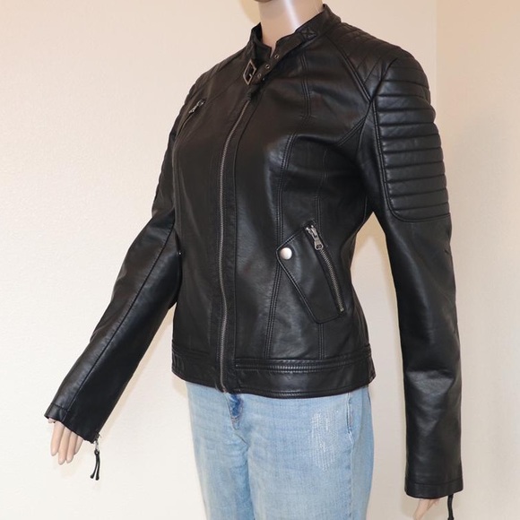 Back leather jacket!! Size L - Picture 2 of 8